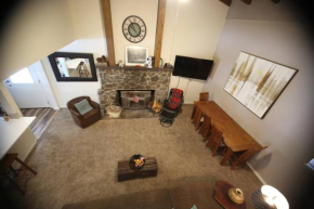 Donner Lake Chalet - 4Br 3Bath - Monthly